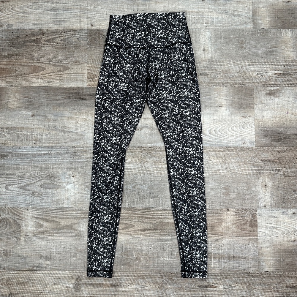 lululemon athletica Black and White Patterned Leggings - Picture 6 of 8